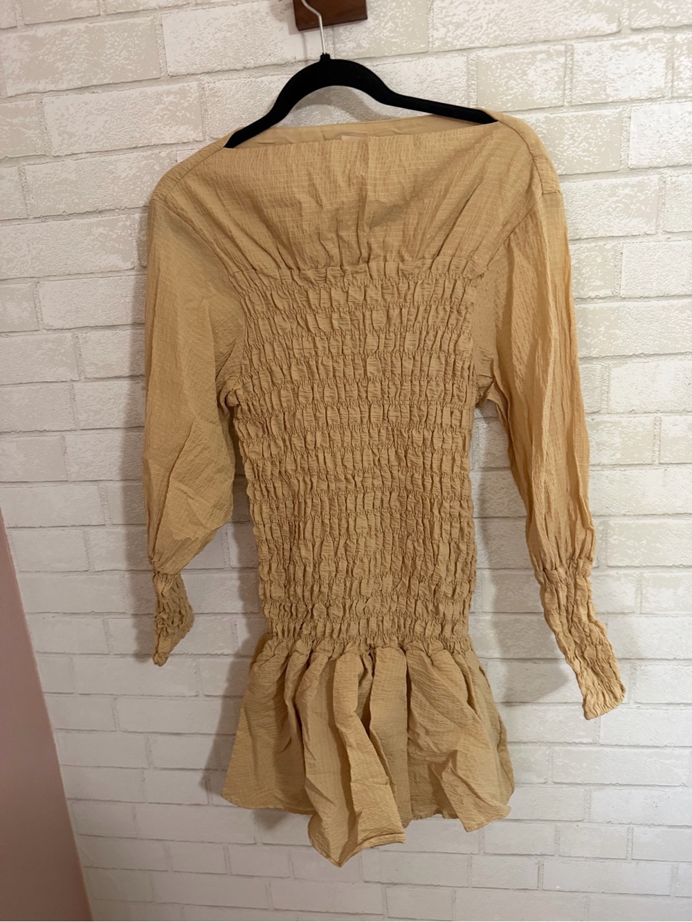 H&M Beige Smocked Long-Sleeve Mini Dress Size M #3107